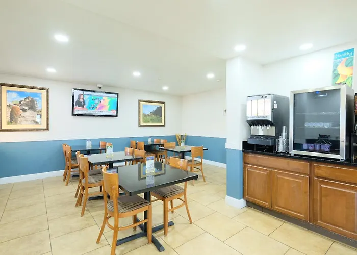 Quality Near Petrified Forest 4* Holbrook