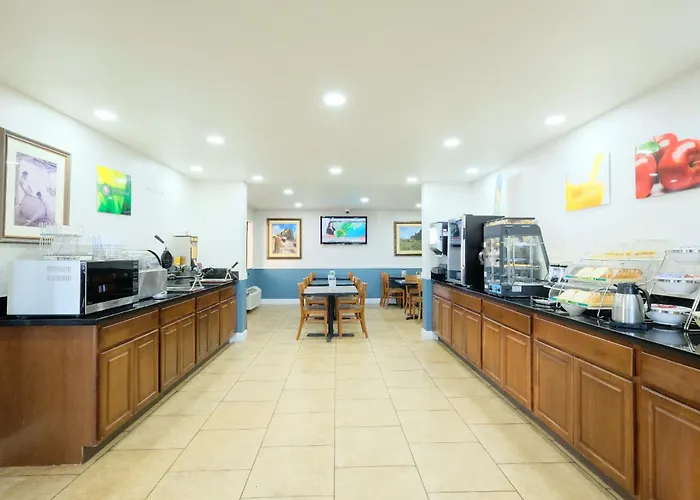 Inn Quality Near Petrified Forest