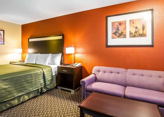 Inn Quality Near Petrified Forest 4*