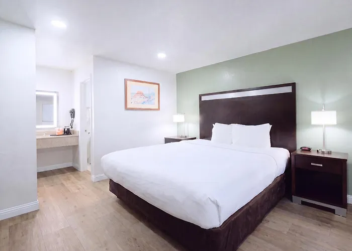 Inn Quality Near Petrified Forest 4*