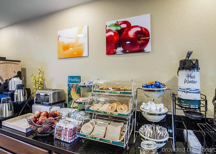 Inn Quality Near Petrified Forest Holbrook